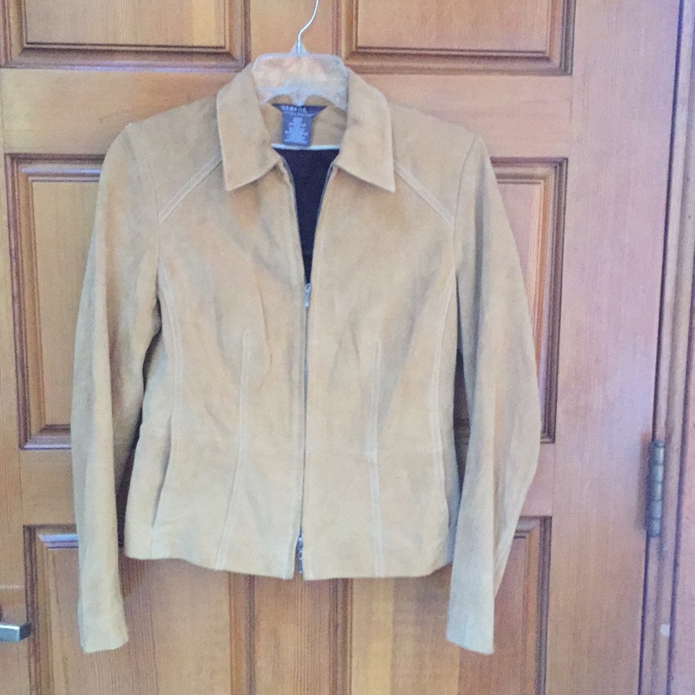 George BEAUTIFUL Leather Jacket XS. Fits like a S